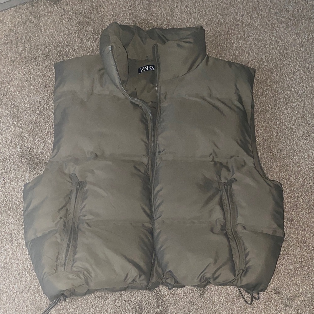 Zara Puffer vest